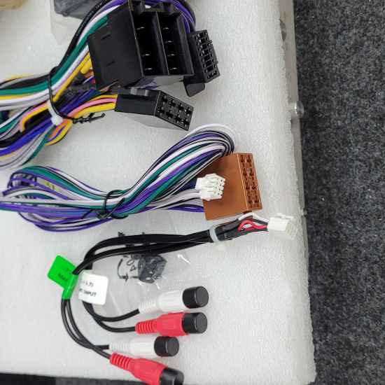 4-канальный усилитель Pioneer GM-D1004 4-канальный усилитель Pioneer GM-D1004